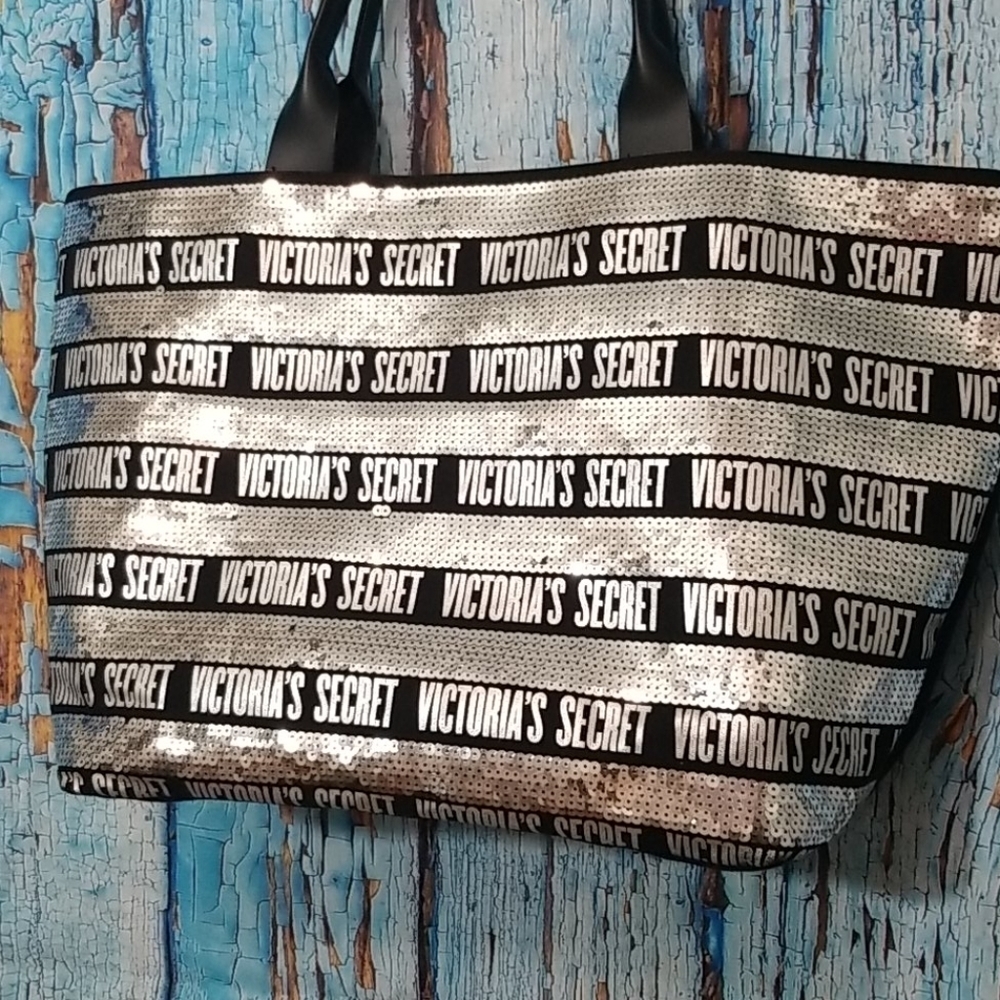 VICTORIA'S Secret Silver Sequined Large Tote